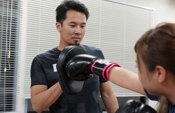 個別のメニューでボディメイクを行います | 岡山市で上質なパーソナルトレーニングを行うRED LIFEの画像