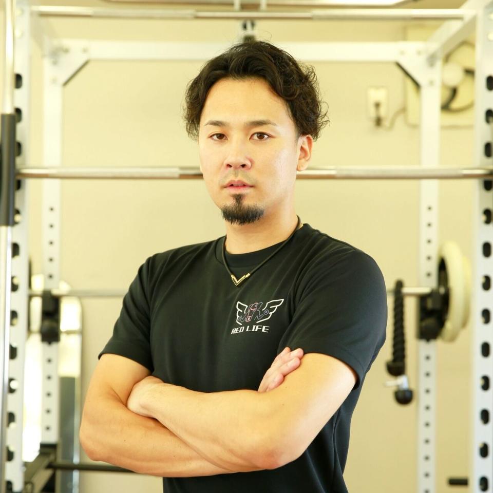 トレーナーの外見画像
